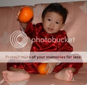 Jayden to all uncles and aunties: Gong Xi Fa Cai! Hong Bao Na Lai!